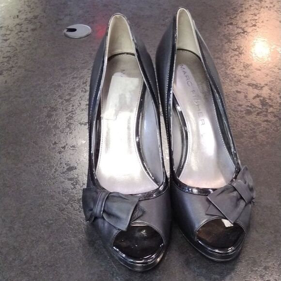 Marc Fisher heels - Picture 1 of 5